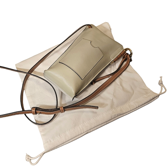 LOEWE GATE TWO-TONE BUCKET BAG - Picture 16 of 16